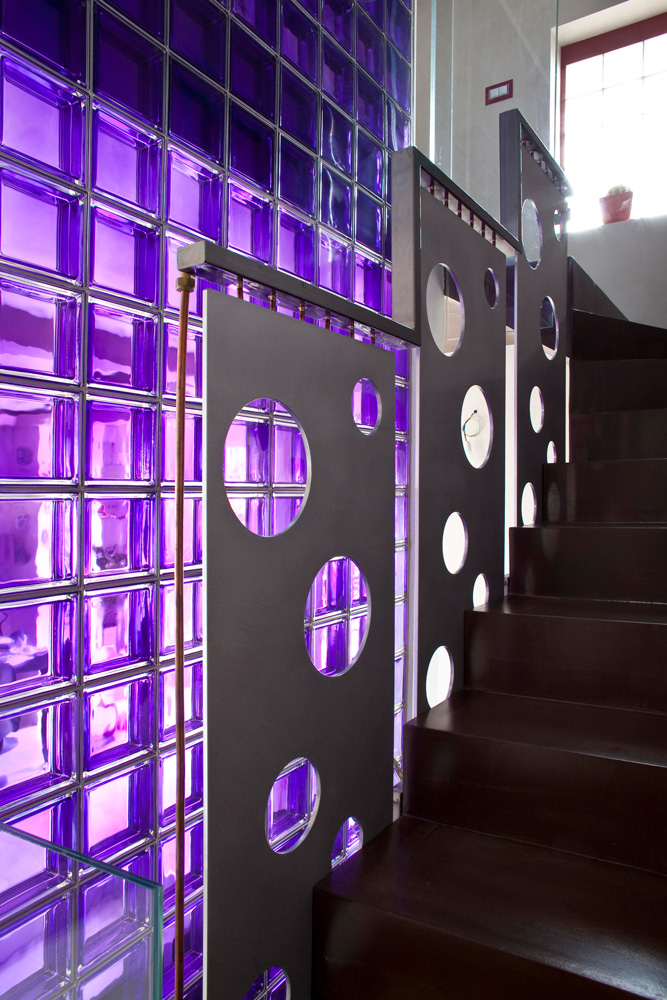 Mendini Amethista glass block build sample