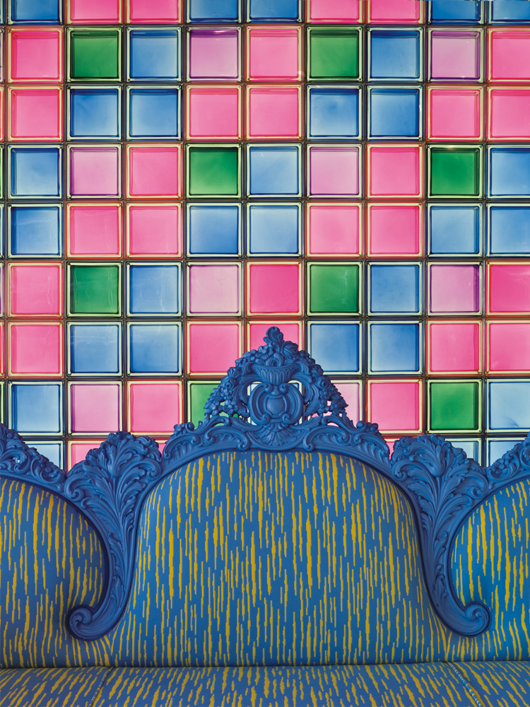 Mendini mix color glass block build sample