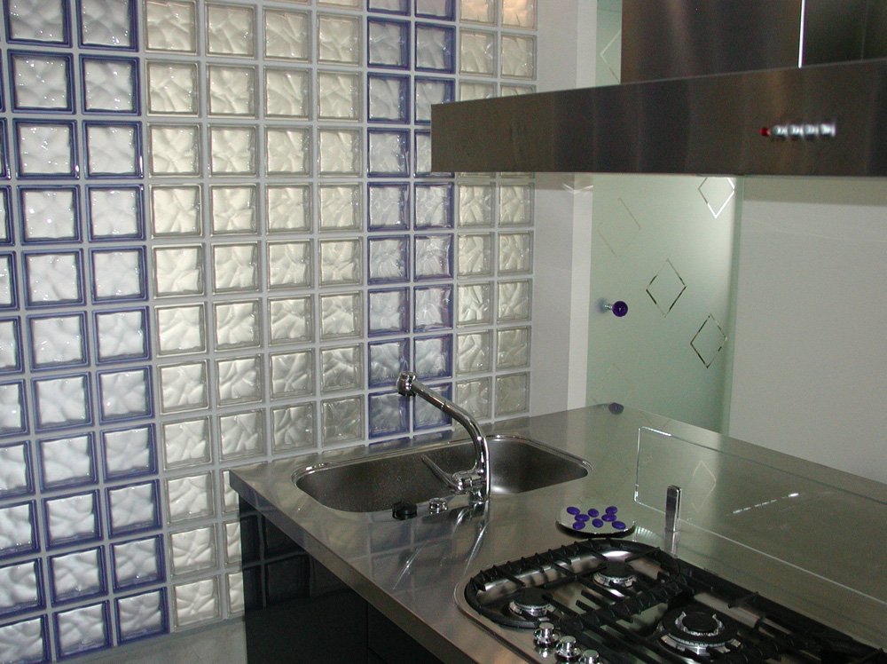 Pegasus Neutro and Blue glass block sample