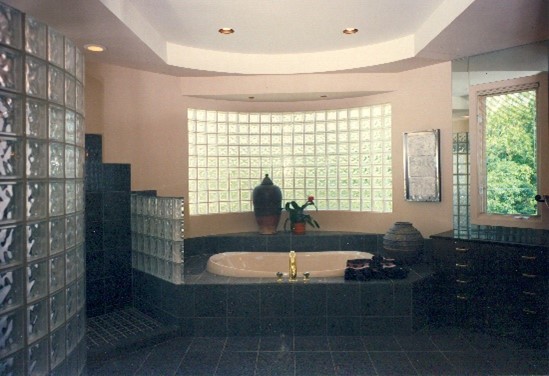 Deco pattern glass block